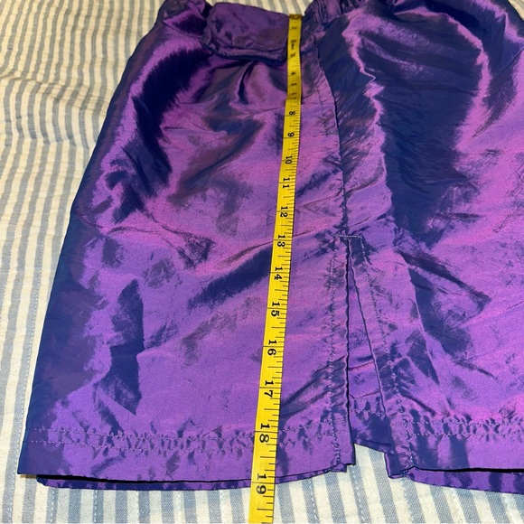 Reebok Classics Pride MX Woven shorts Medium - Picture 4 of 14